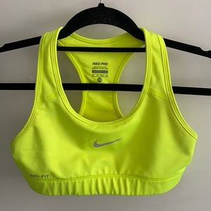 Nike Pro Sports Bra